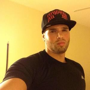 Meet your Posher, Roberto